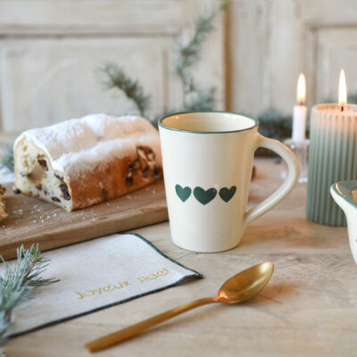 mug personnalisé trois coeurs